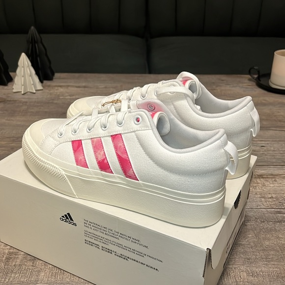 NWT Adidas Bravada 2.0 Platform Women's Shoes - White/Pink - ID5576 - Picture 14 of 16